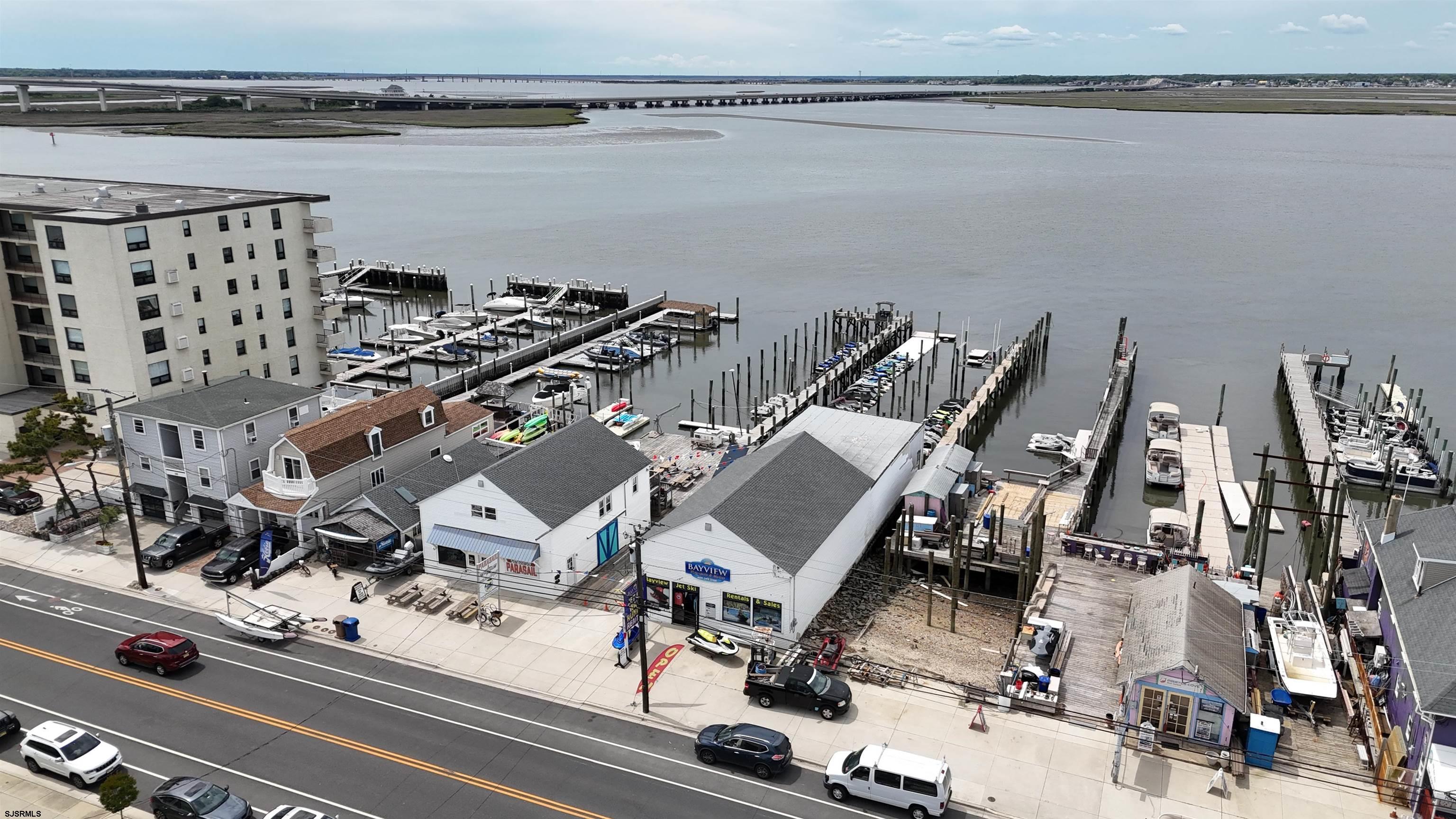 312-316 Bay Ave