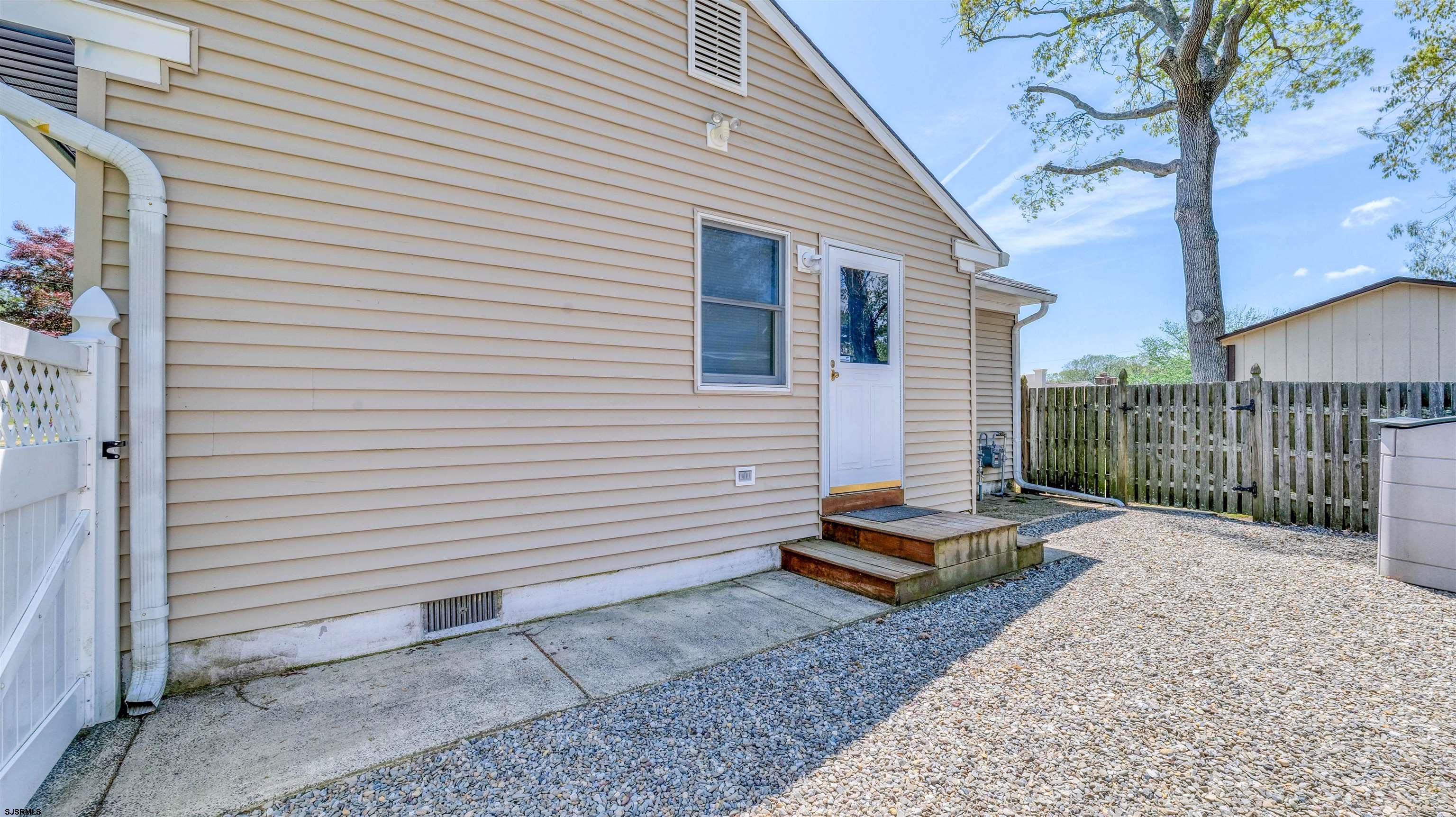 45 Dogwood Dr