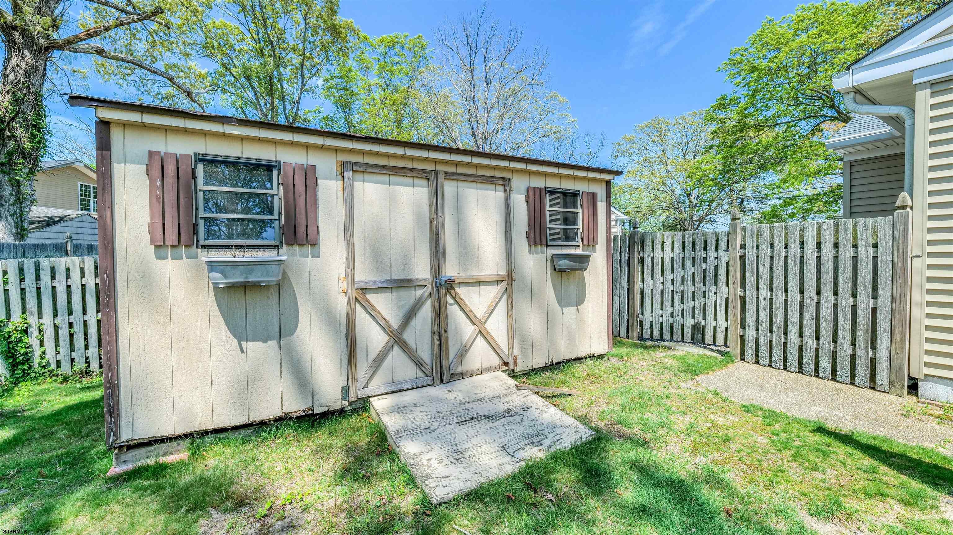 45 Dogwood Dr