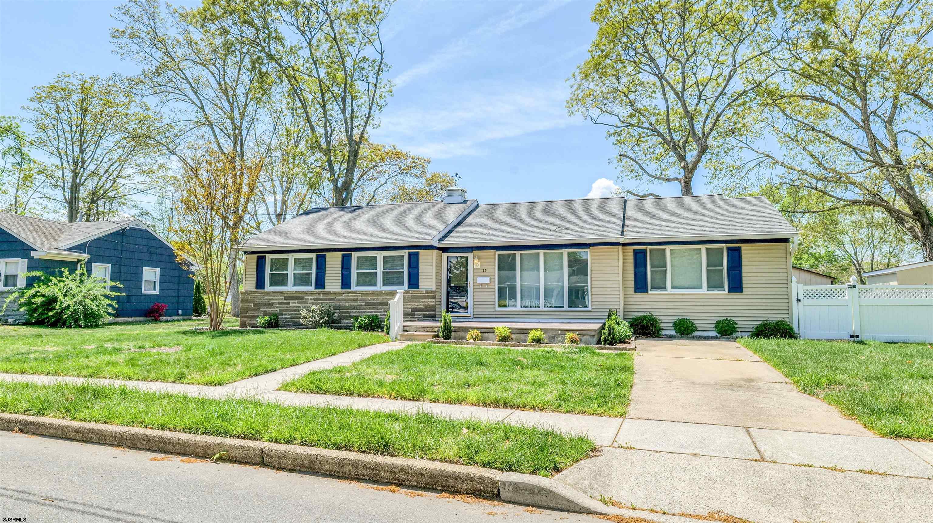 45 Dogwood Dr