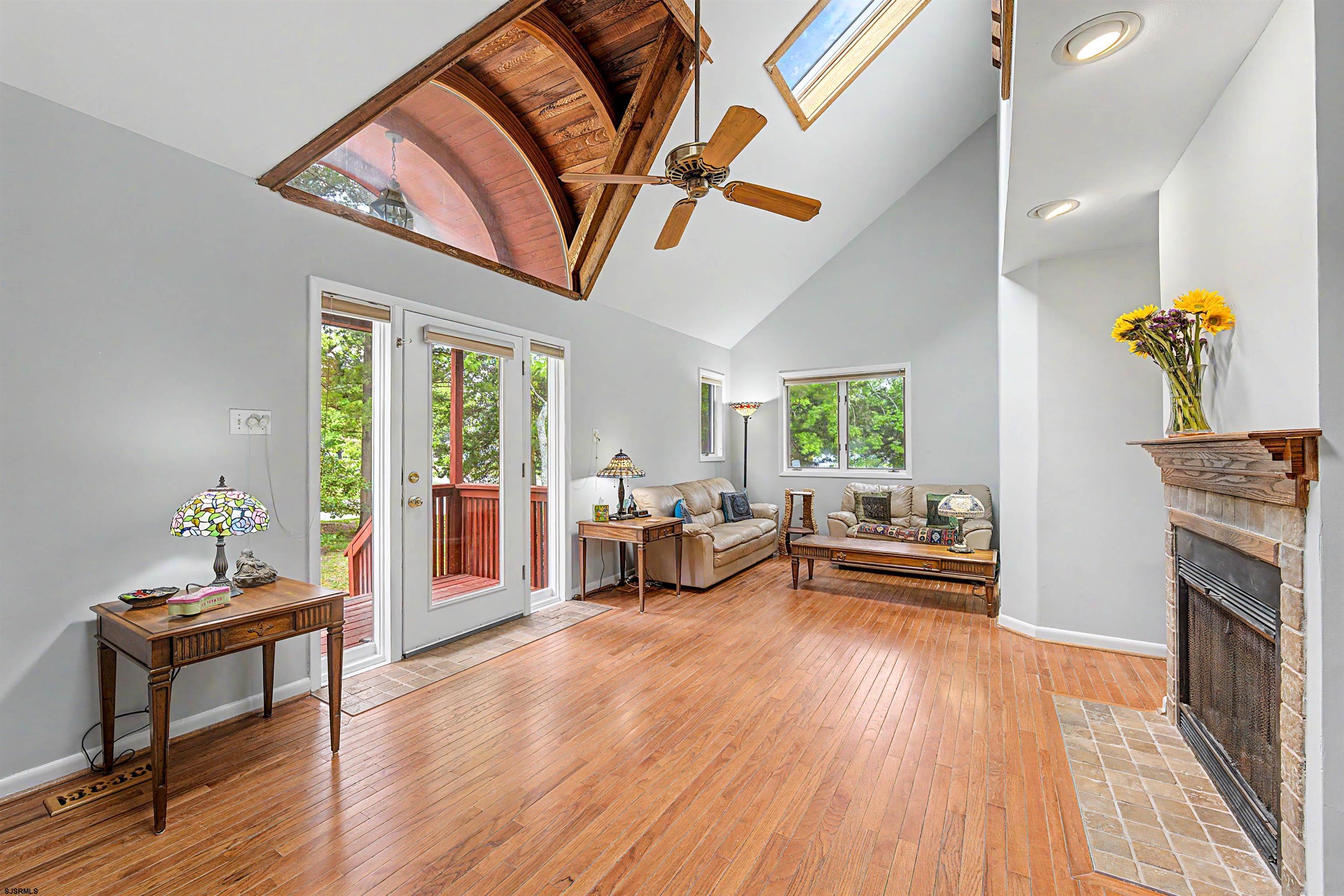 31 Ventnor Ave