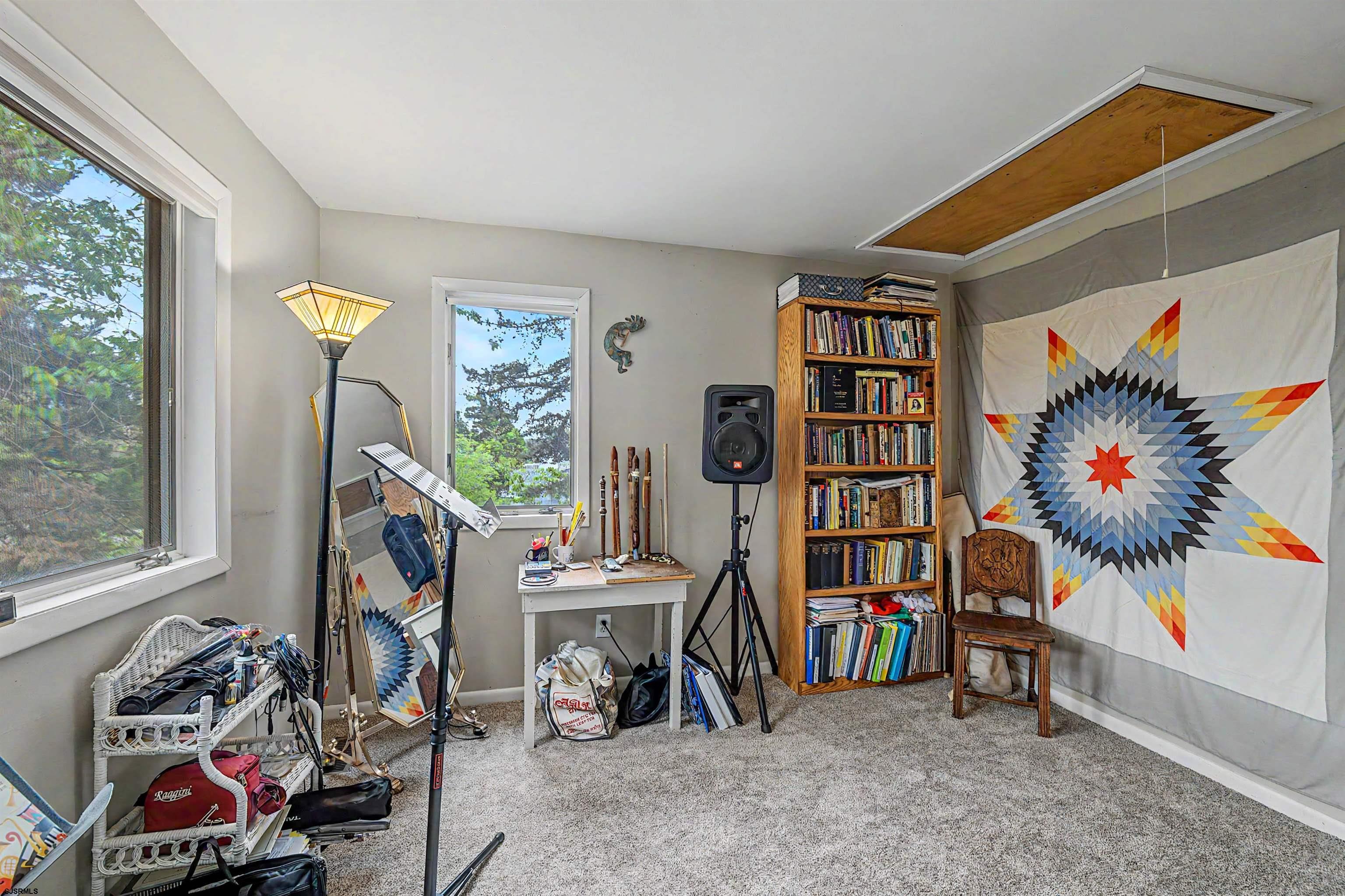 31 Ventnor Ave