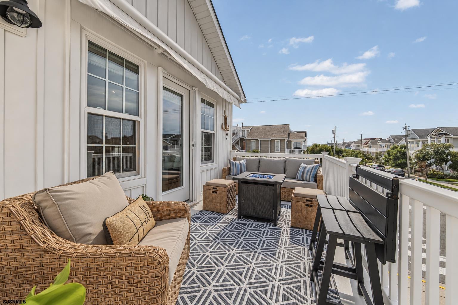 259 Asbury Ave Unit: 2