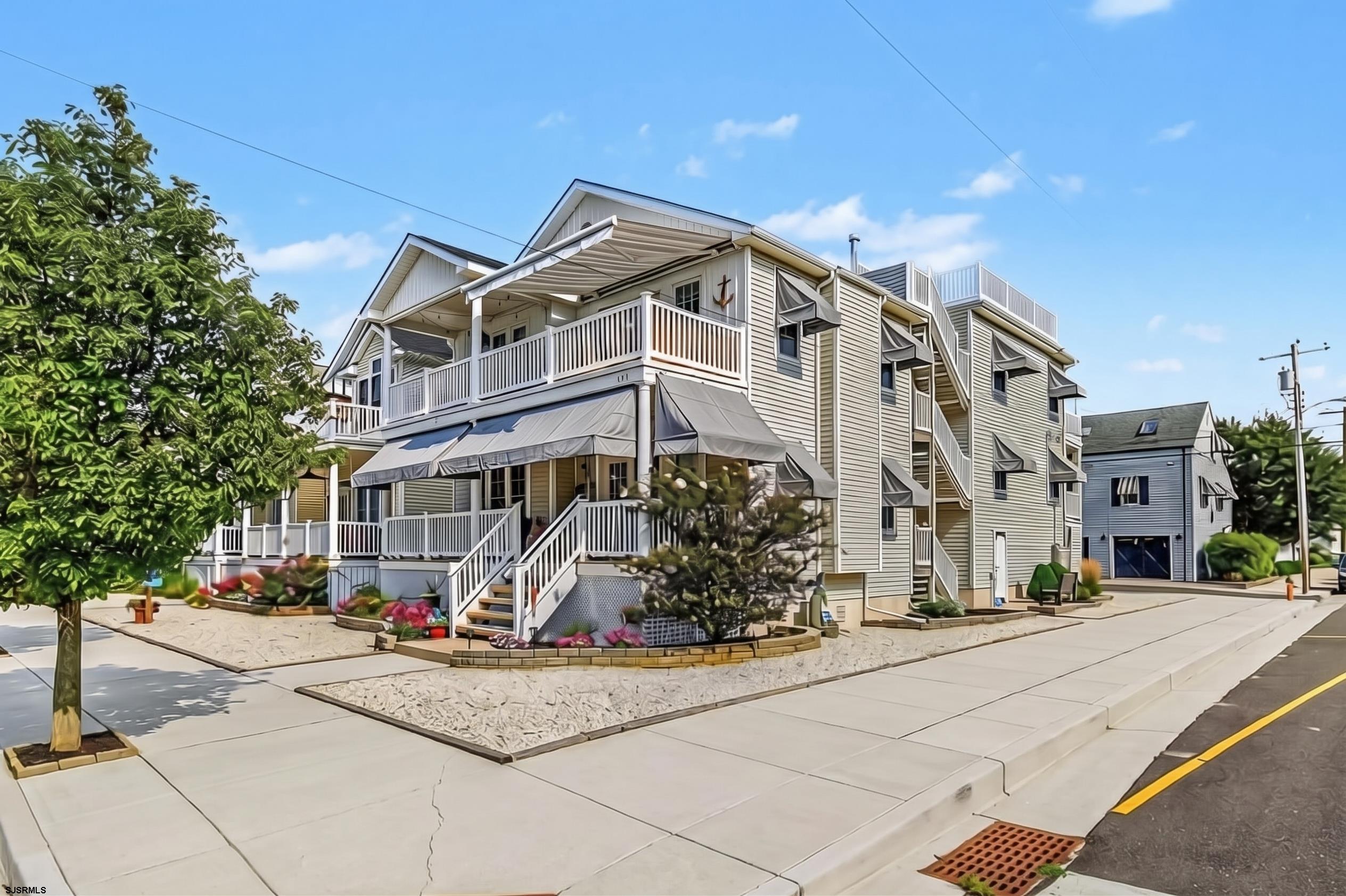 259 Asbury Ave Unit: 2