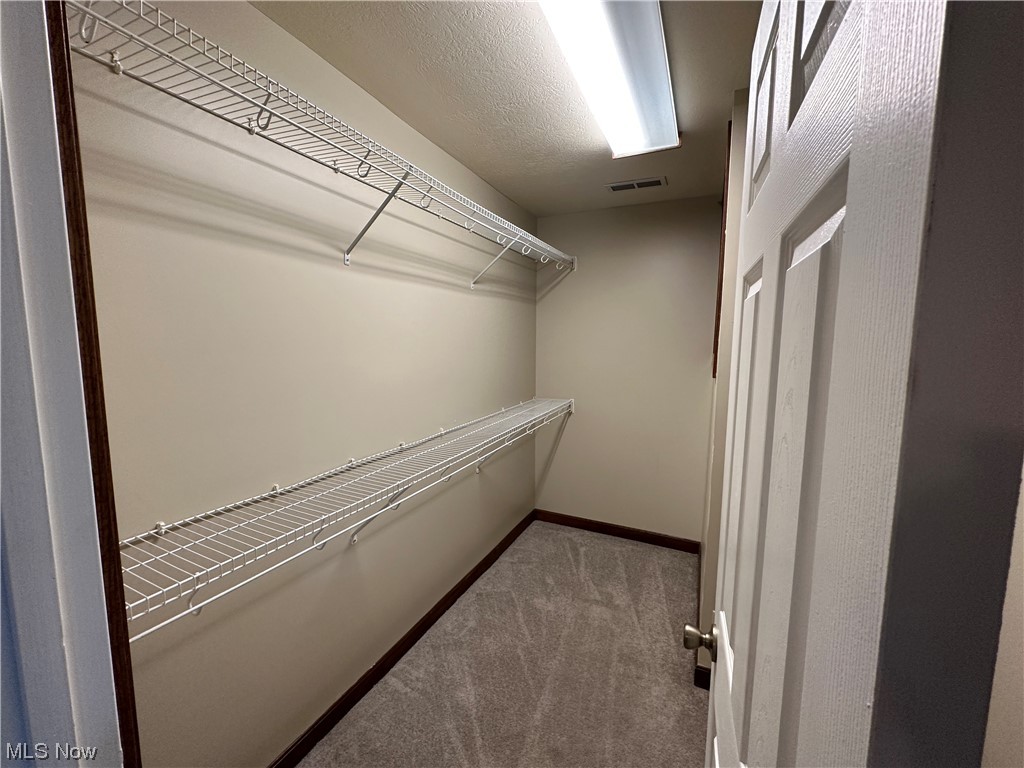 312 N Wooster Avenue