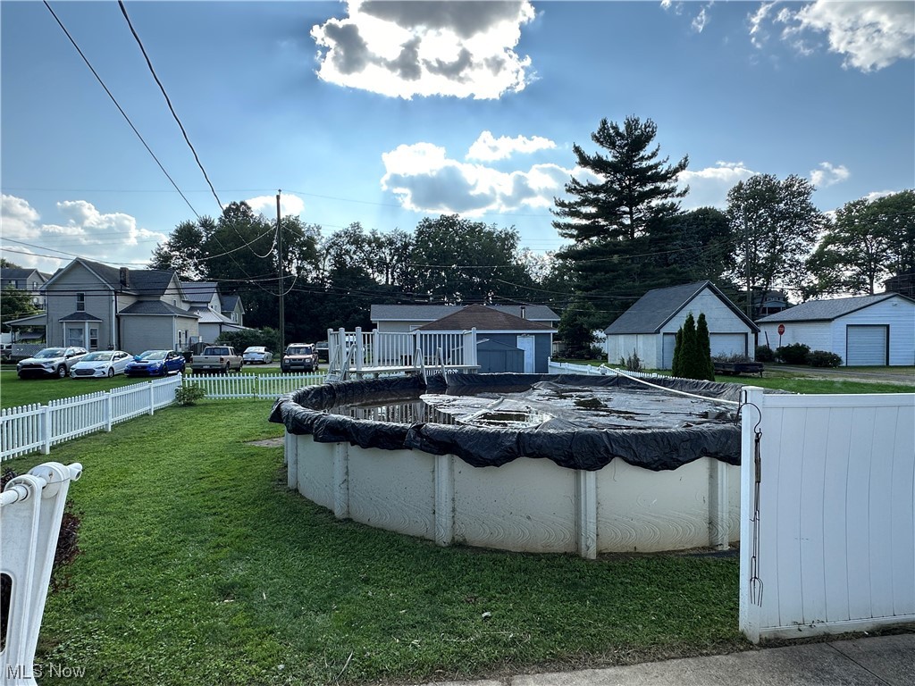 312 N Wooster Avenue