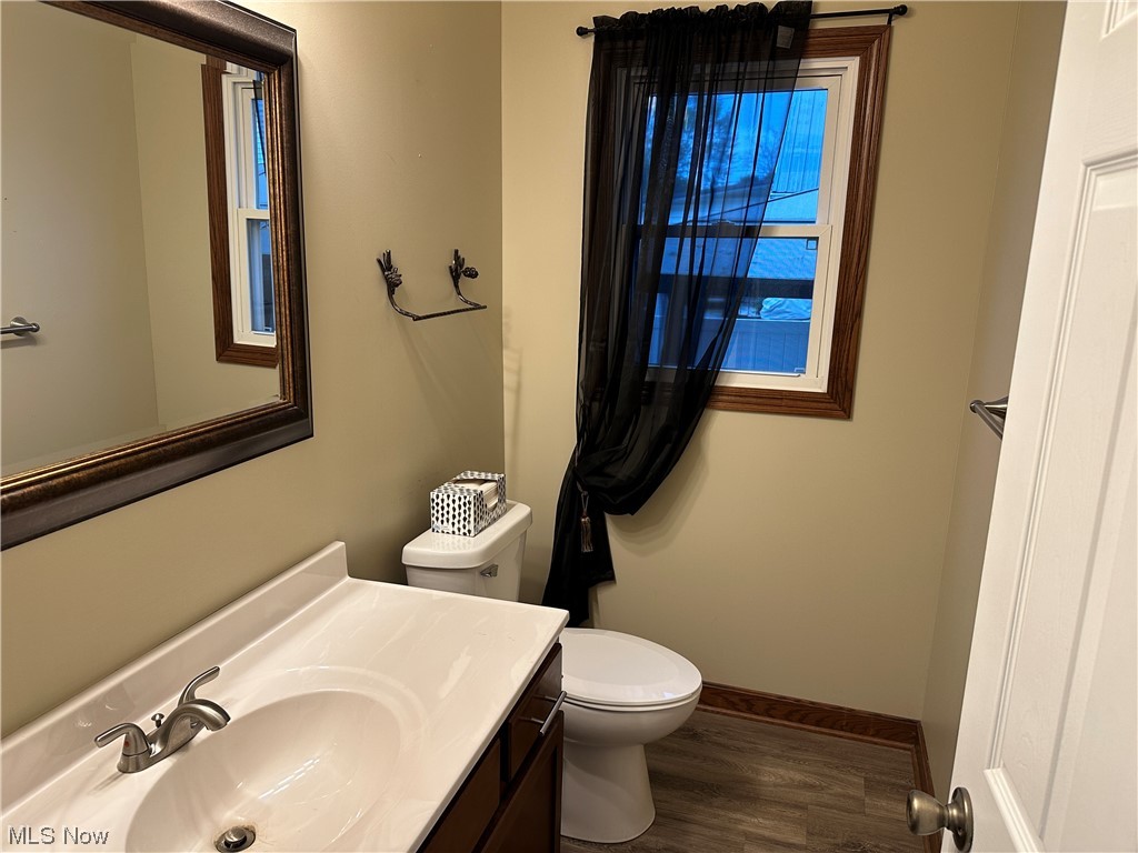 312 N Wooster Avenue