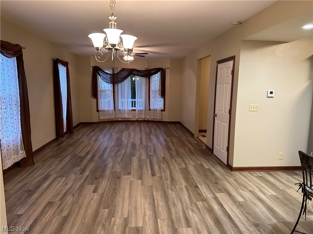 312 N Wooster Avenue