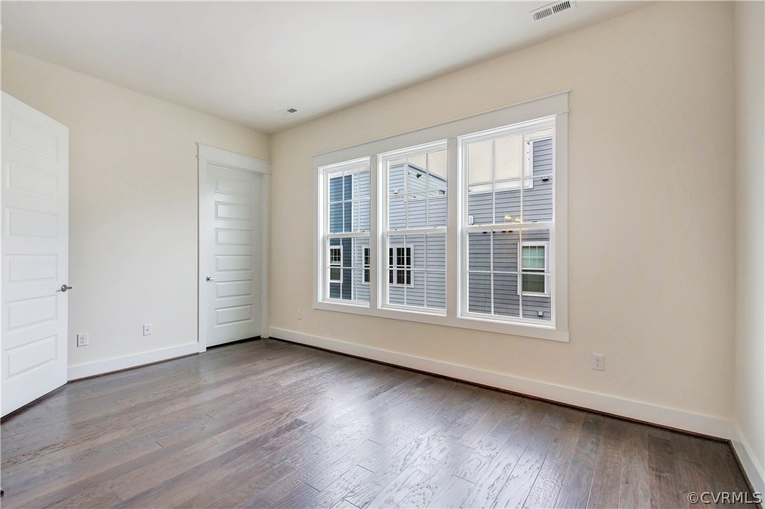 5409 Gillies Creek Mews