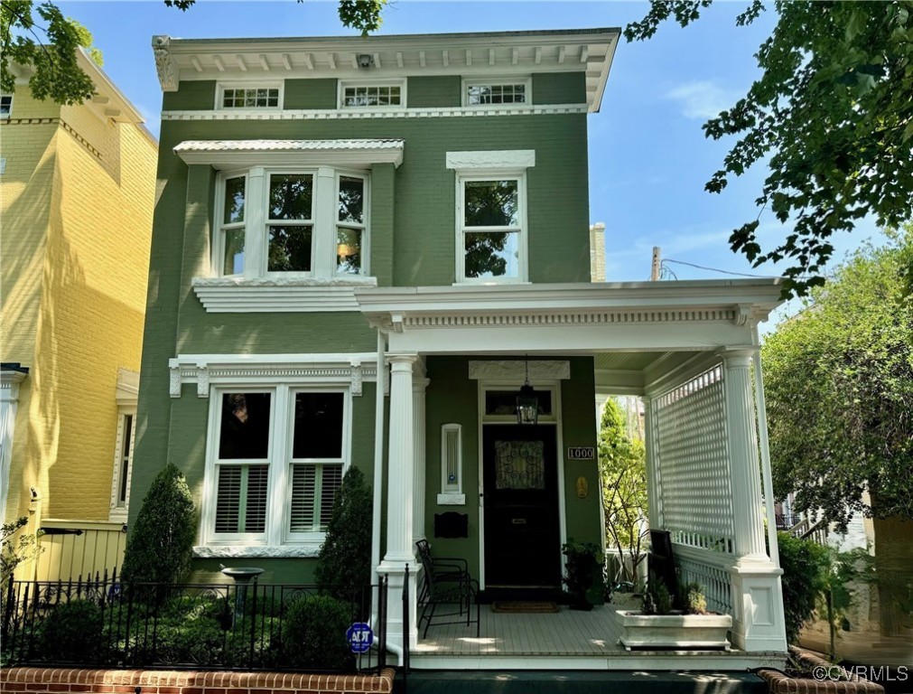 1000 West Ave