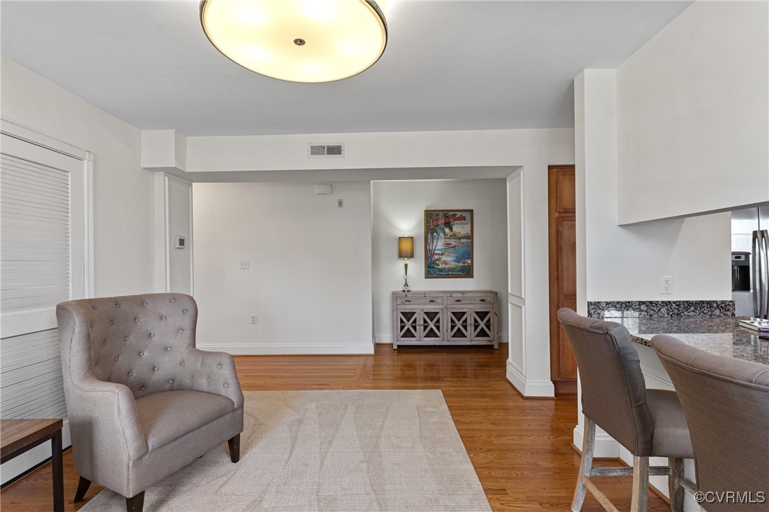 34 W Locke Ln Unit#U3