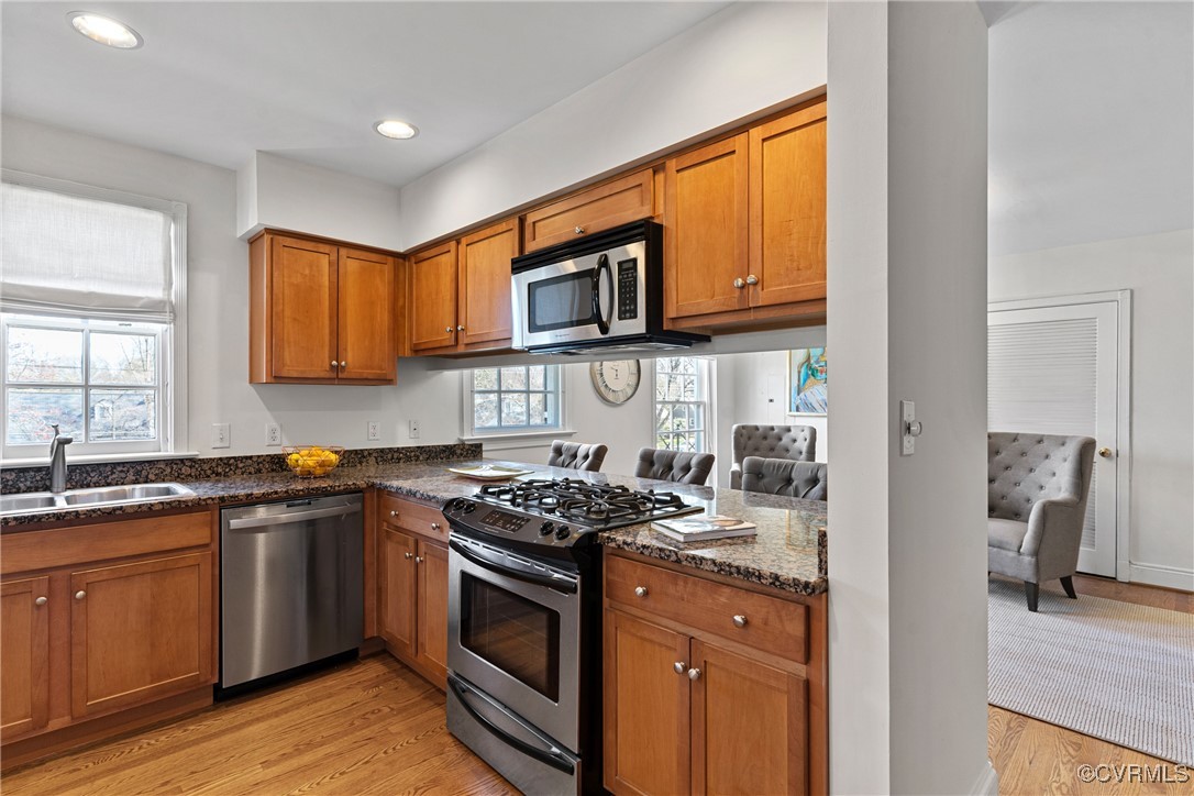 34 W Locke Ln Unit#U3