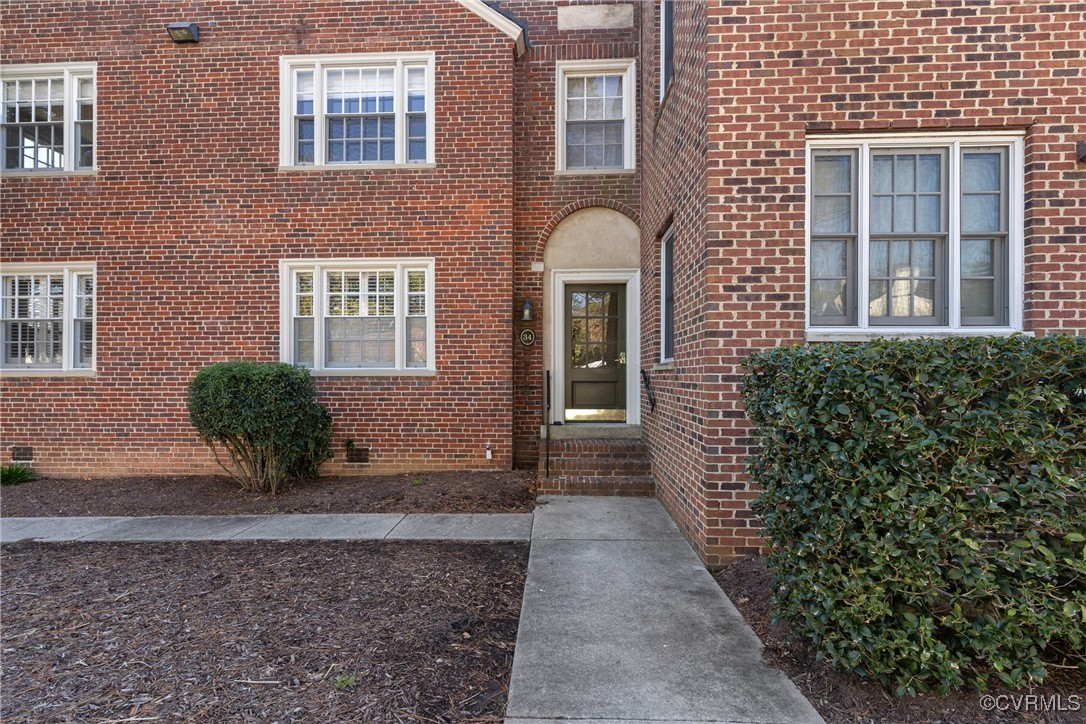 34 W Locke Ln Unit#U3