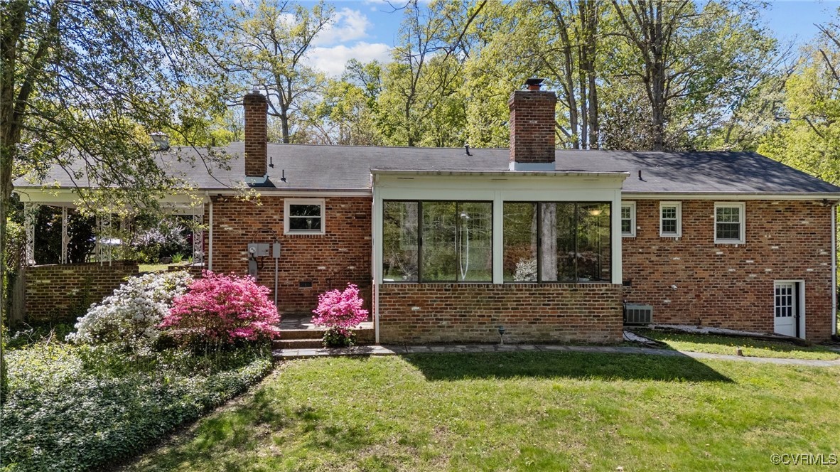 3111 Scherer Dr