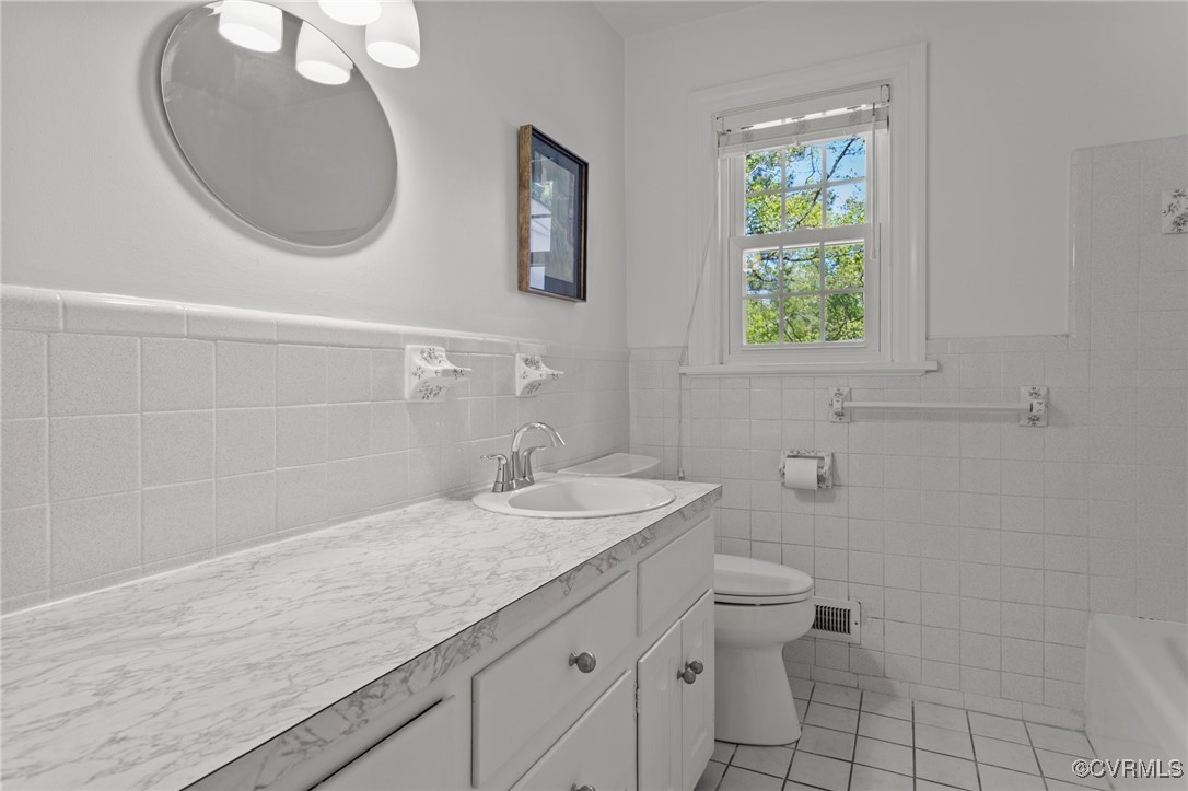3111 Scherer Dr