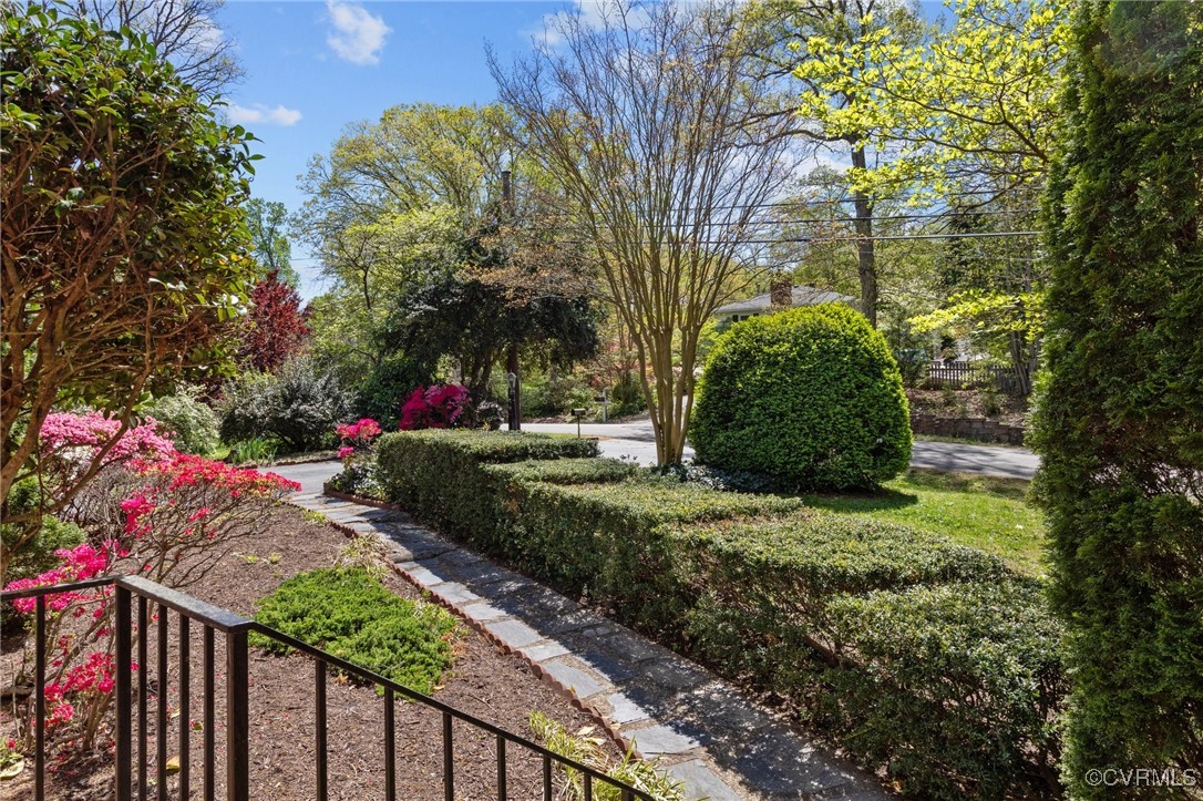 3111 Scherer Dr