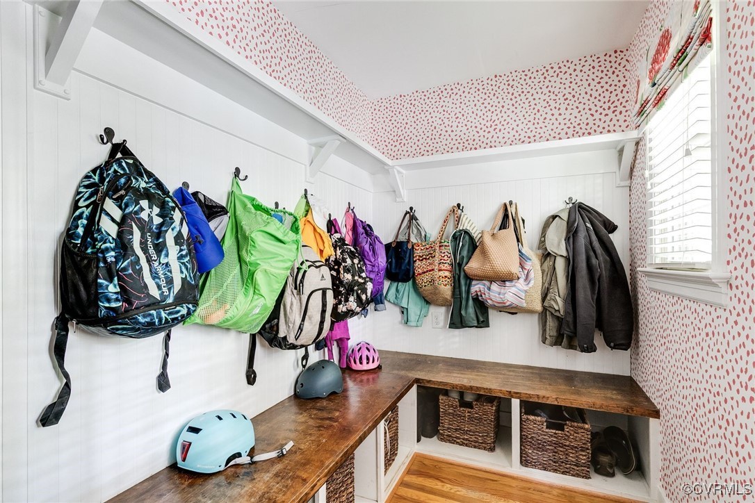 401 Anneslie Ct