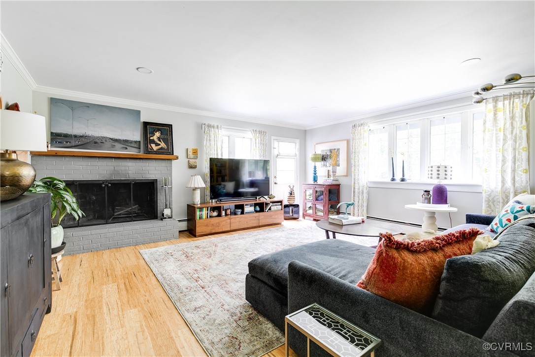 4218 Hickory Rd
