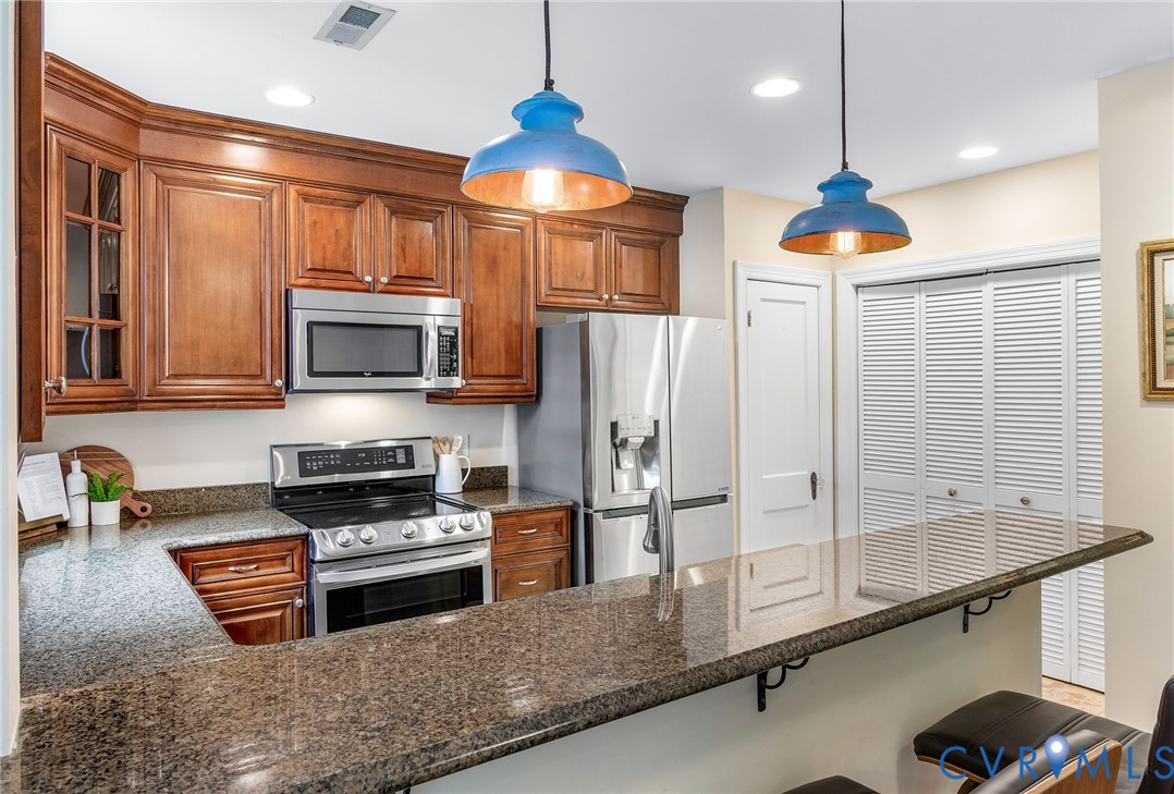 4407 Leonard Pky