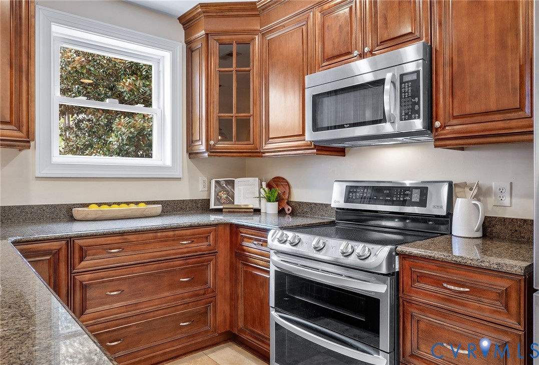 4407 Leonard Pky