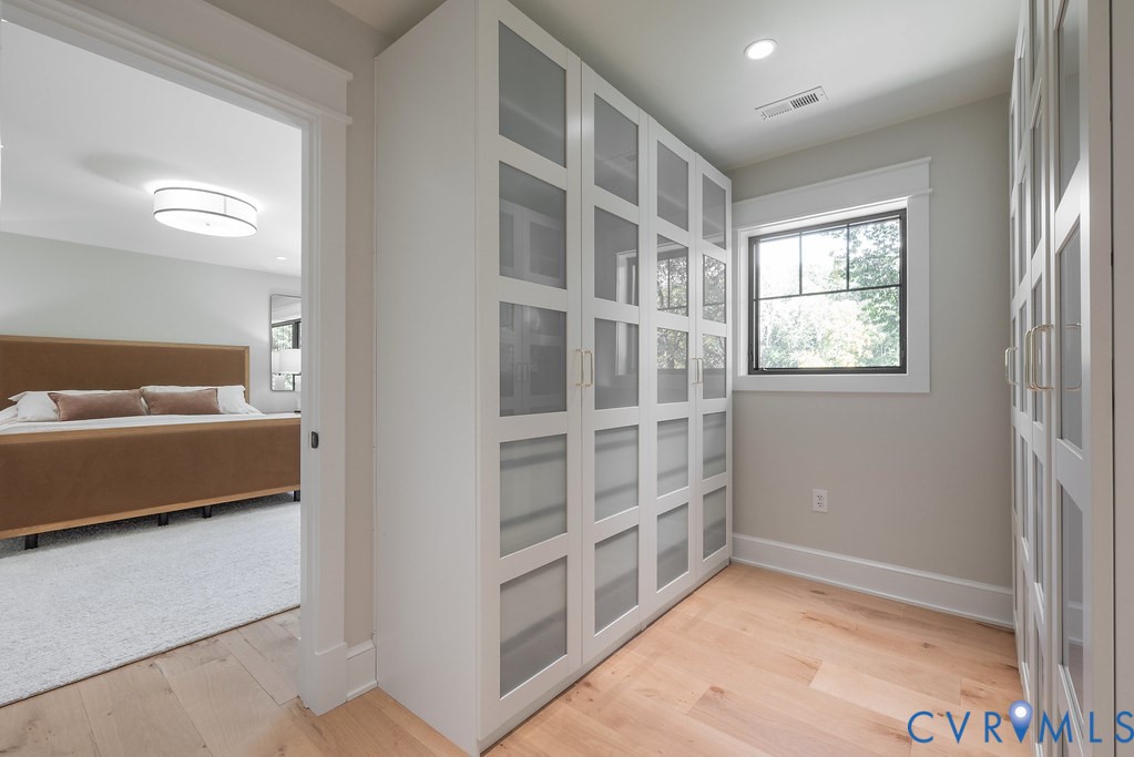 13 Roslyn Hills Dr