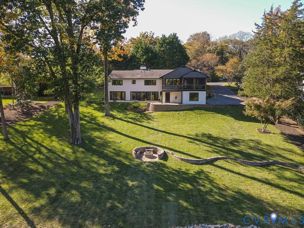 13 Roslyn Hills Dr