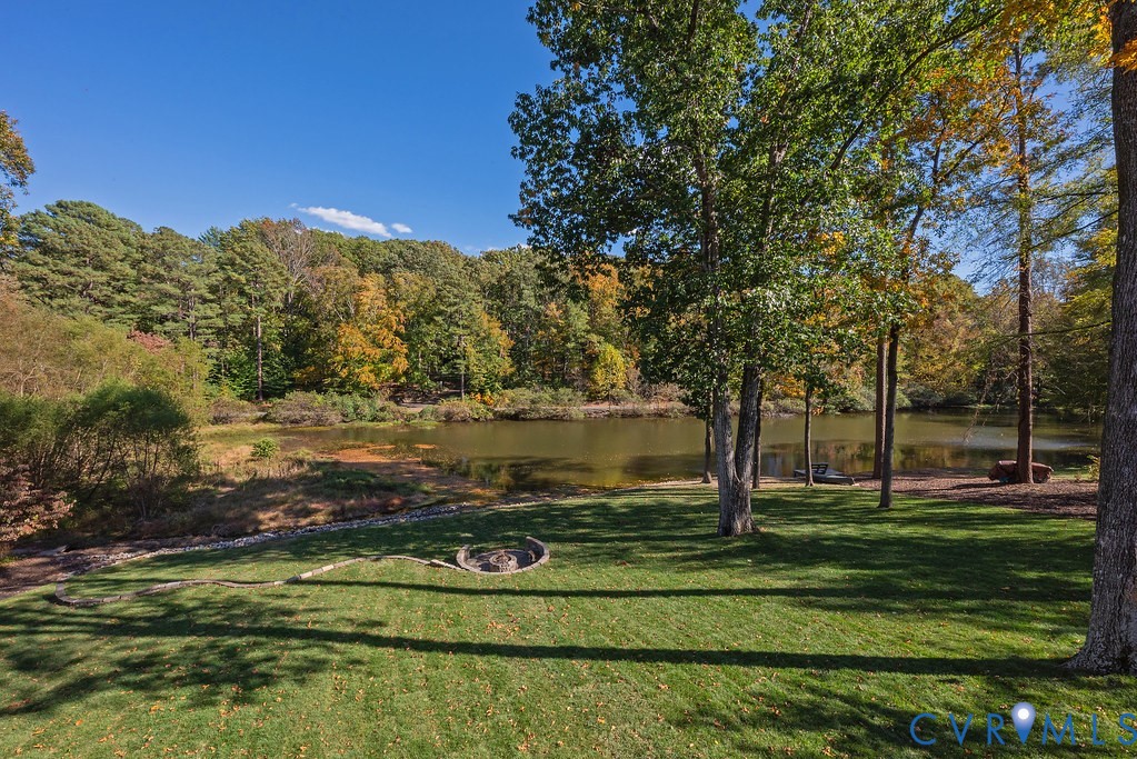 13 Roslyn Hills Dr