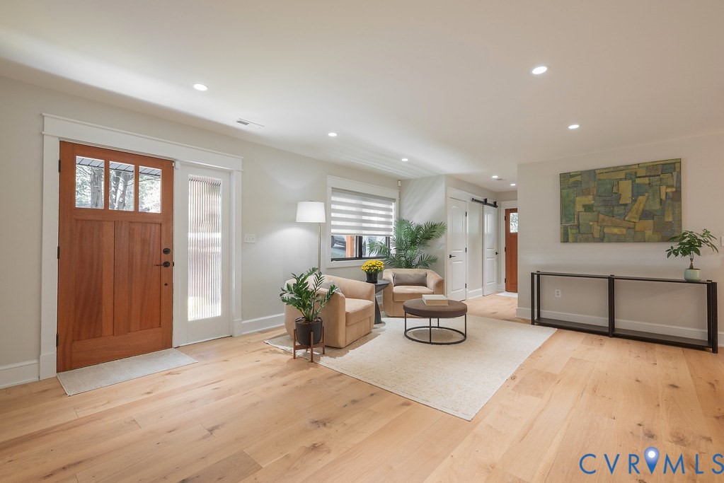 13 Roslyn Hills Dr