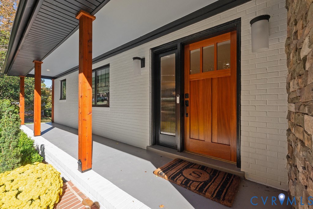 13 Roslyn Hills Dr