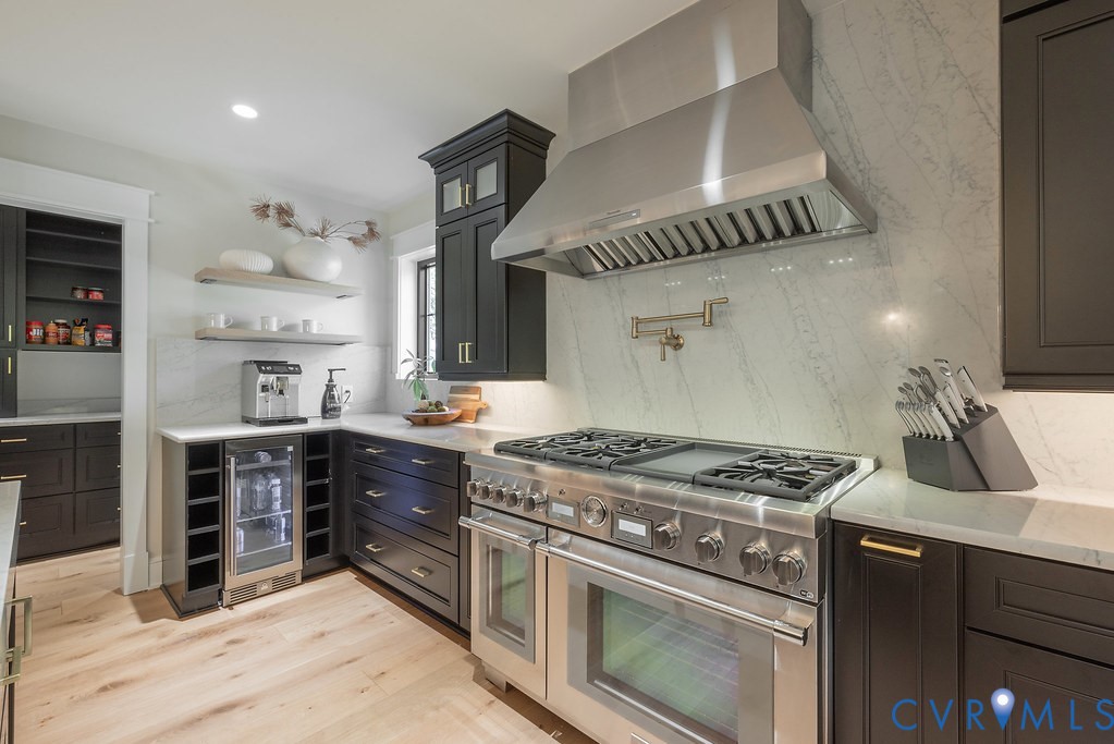 13 Roslyn Hills Dr
