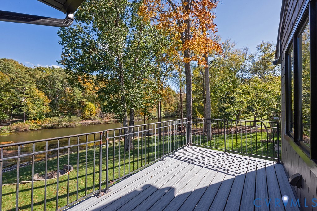 13 Roslyn Hills Dr