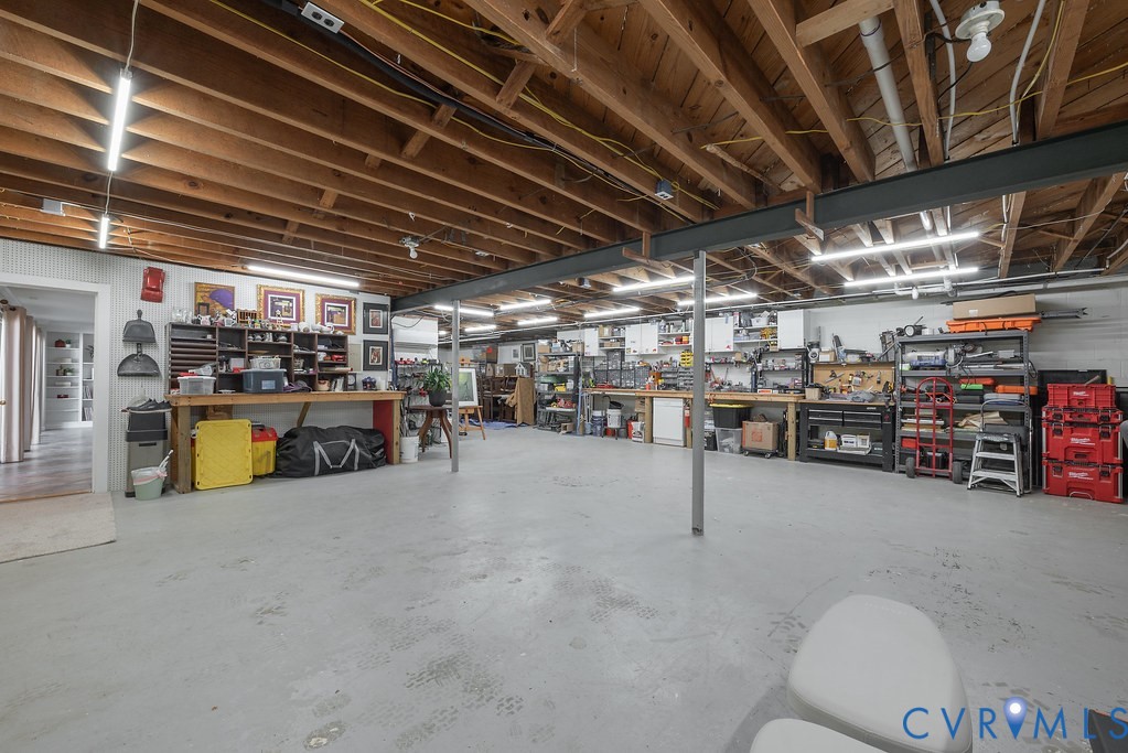 13 Roslyn Hills Dr