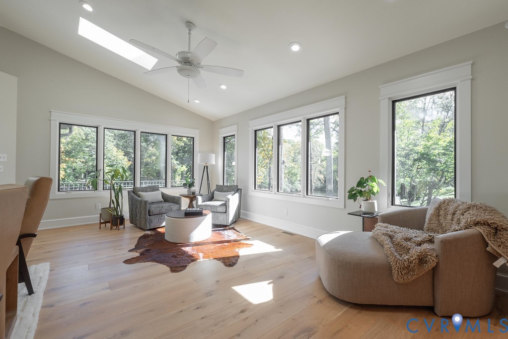 13 Roslyn Hills Dr