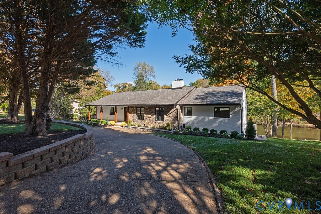 13 Roslyn Hills Dr