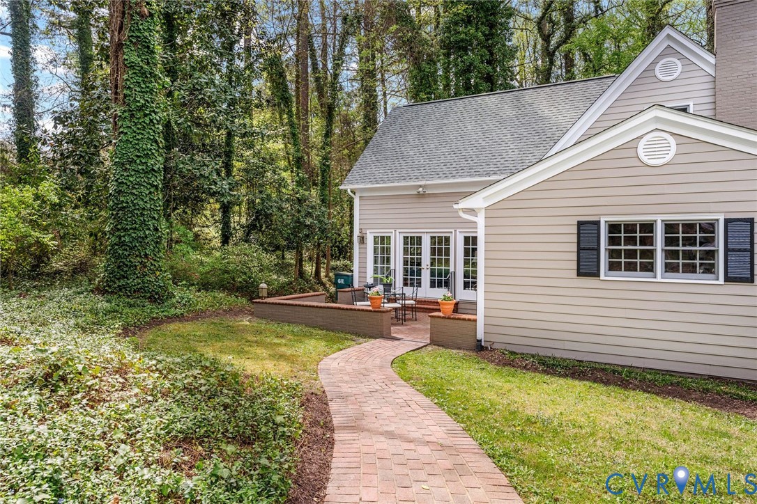16 College Rd