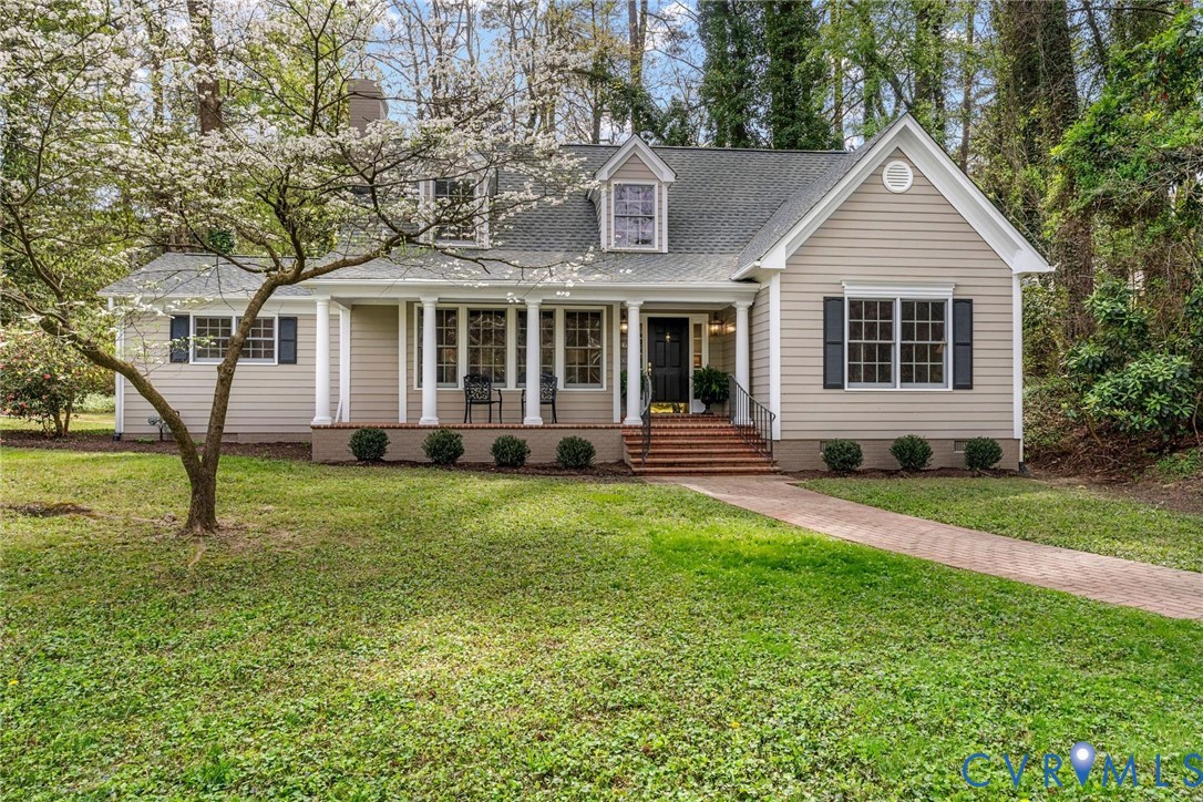 16 College Rd
