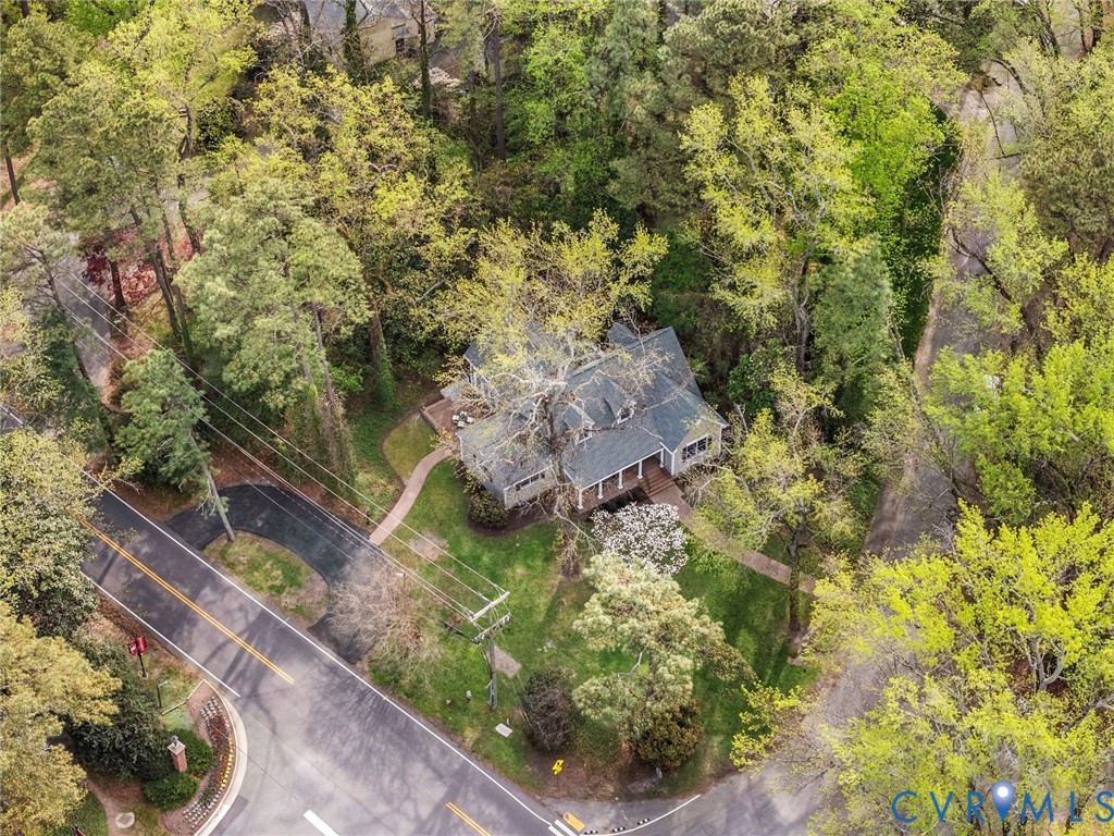 16 College Rd