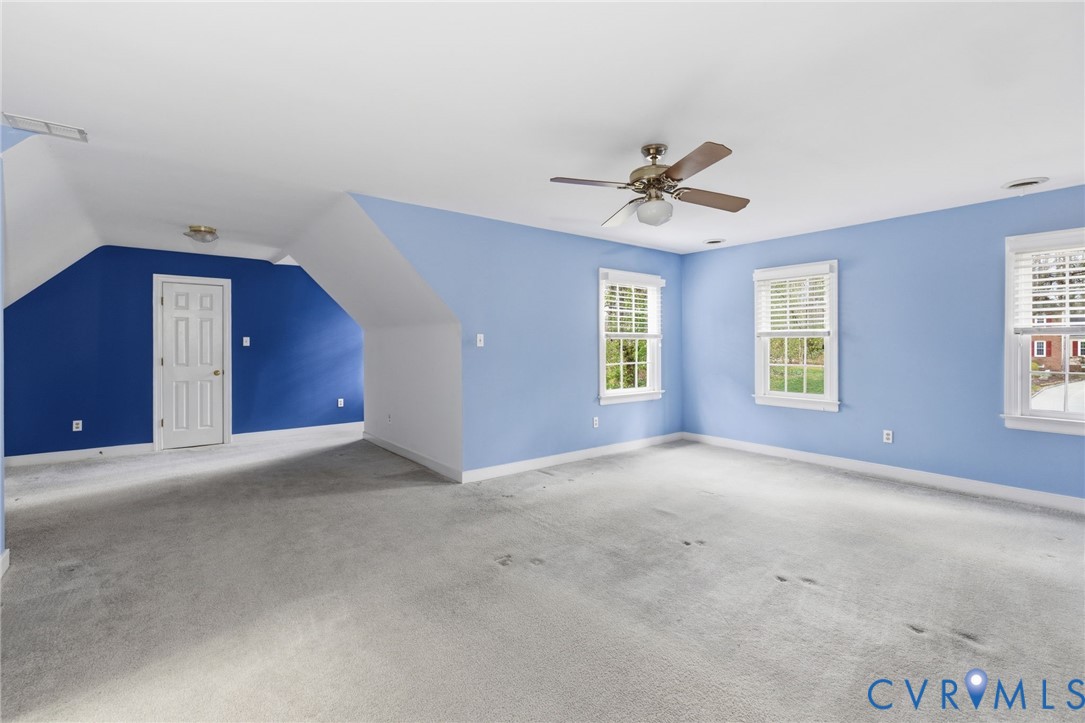 405 Hickory Dr