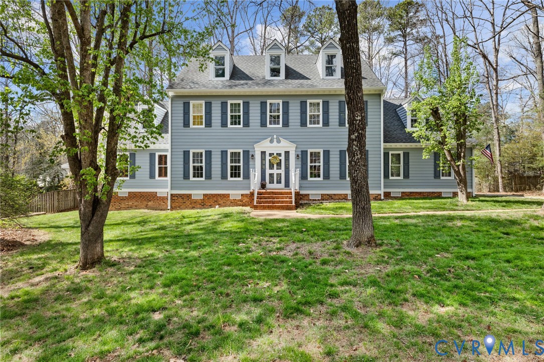 405 Hickory Dr