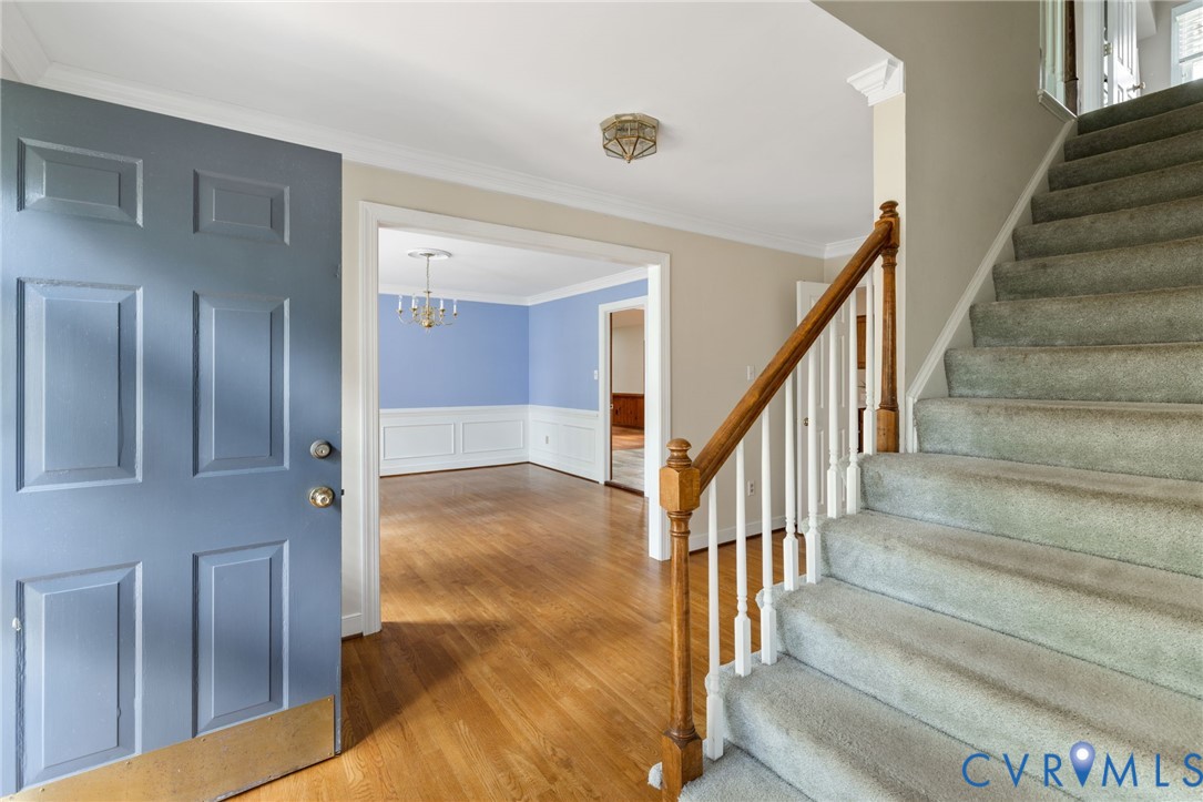 405 Hickory Dr