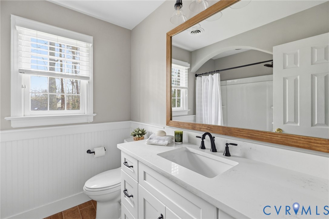 405 Hickory Dr