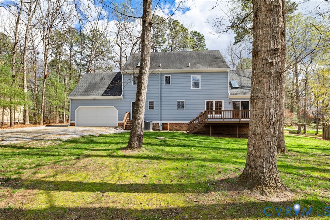 405 Hickory Dr