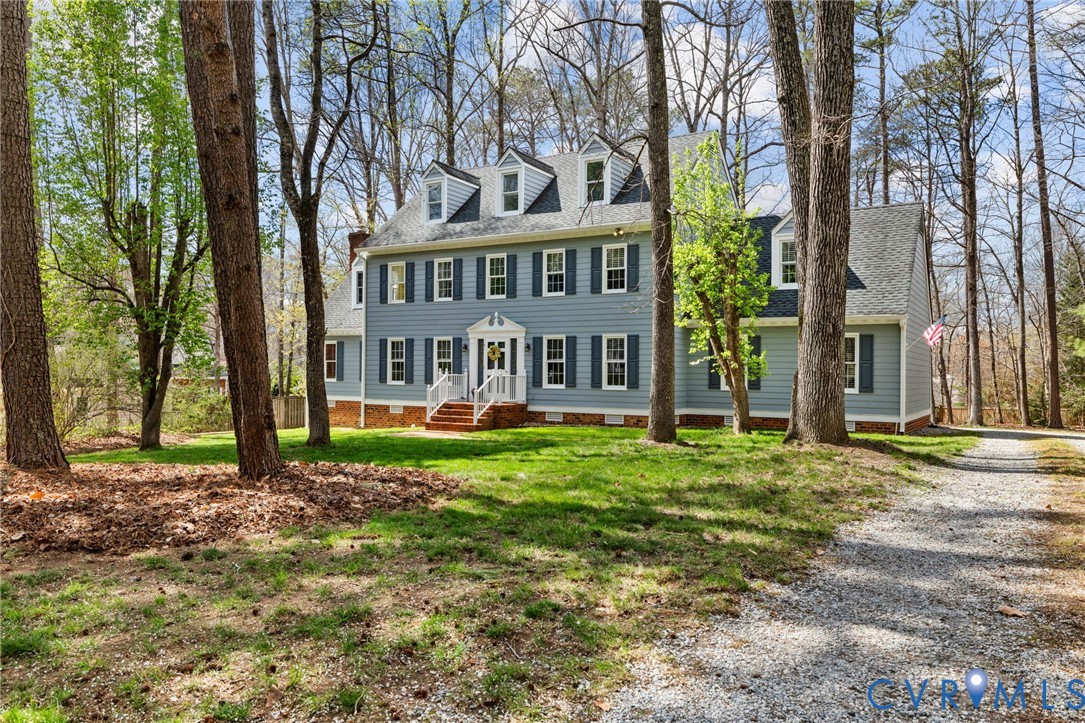 405 Hickory Dr
