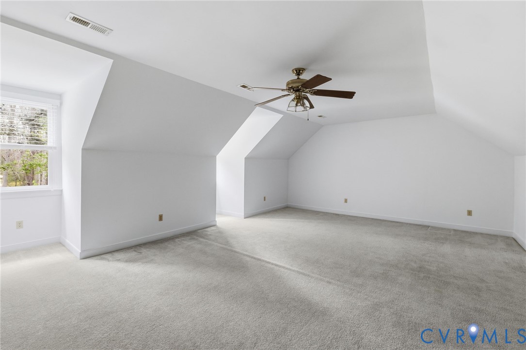 405 Hickory Dr