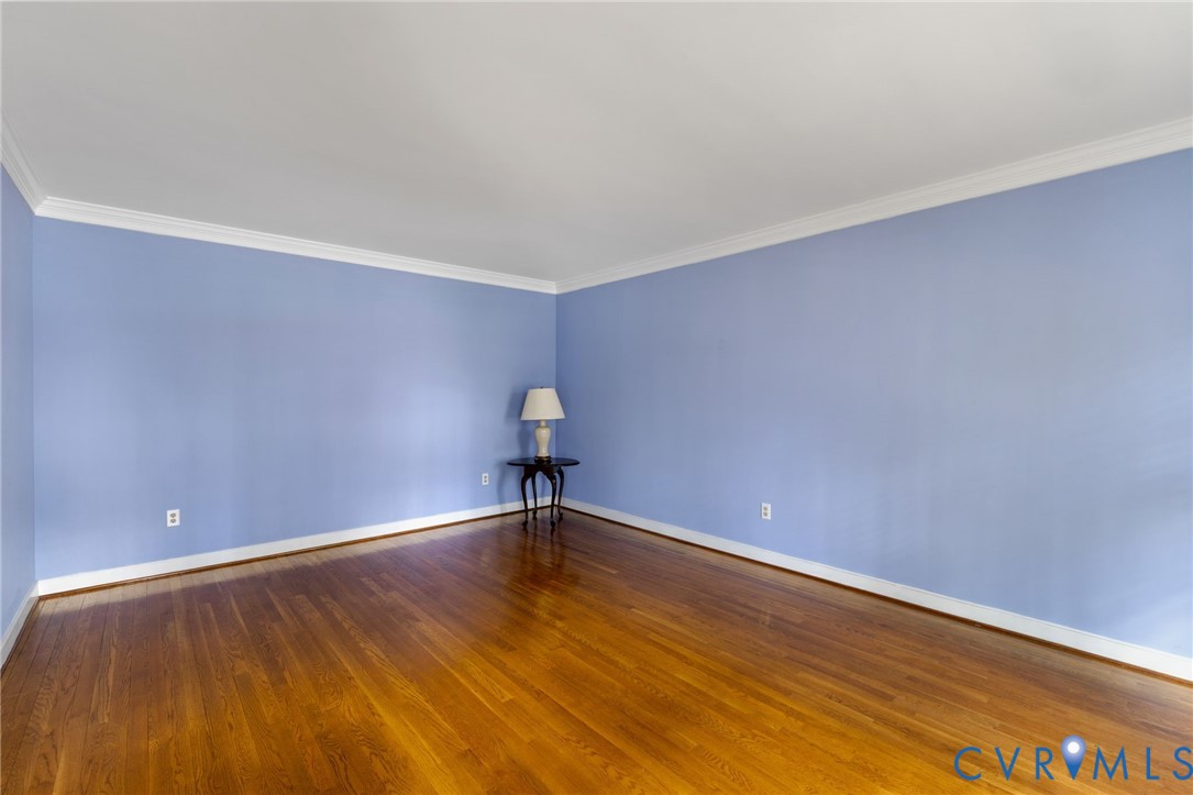 405 Hickory Dr