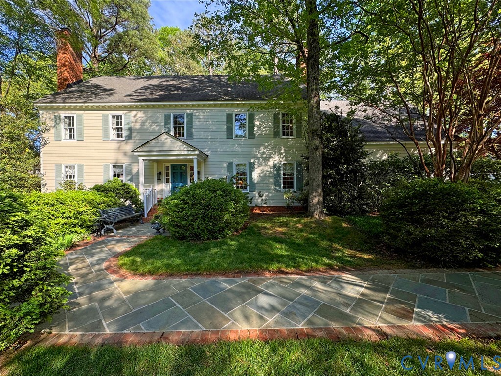205 Walsing Dr