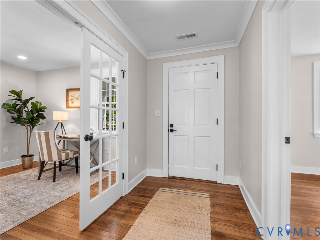 906 Maple Ave