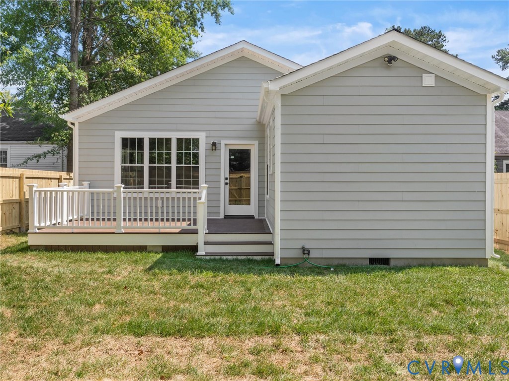 906 Maple Ave