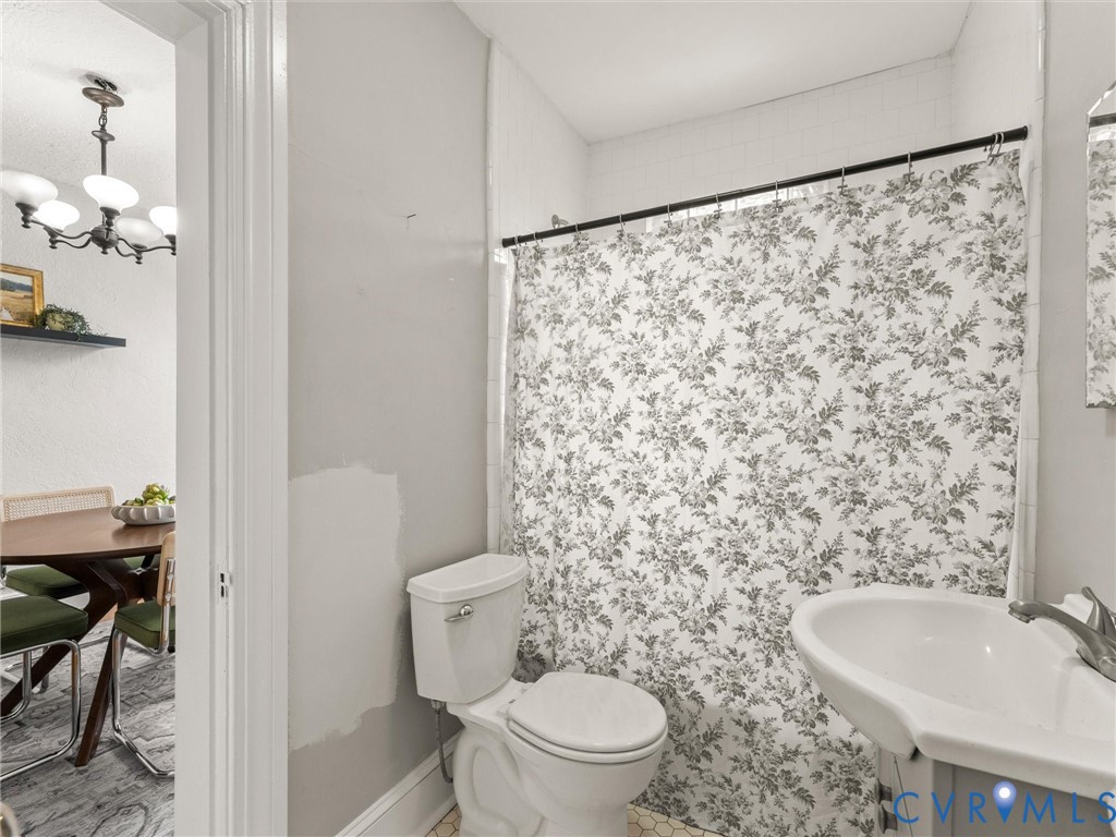 2810 Kensington Ave Unit#U10