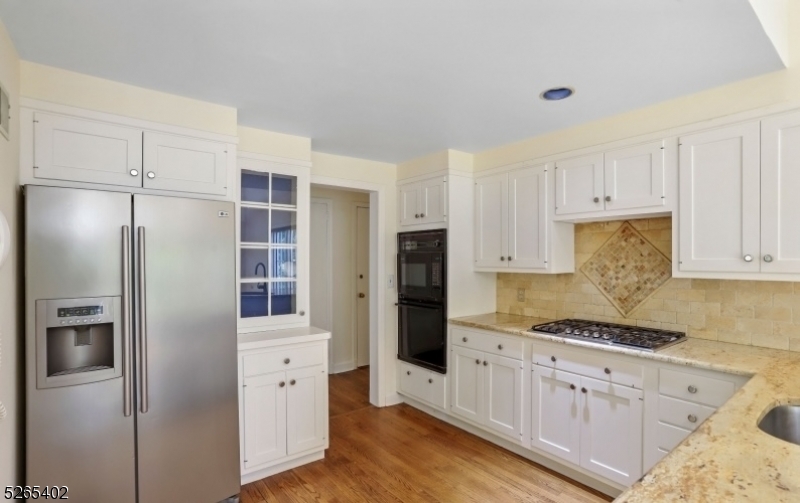 330 Taylor Rd